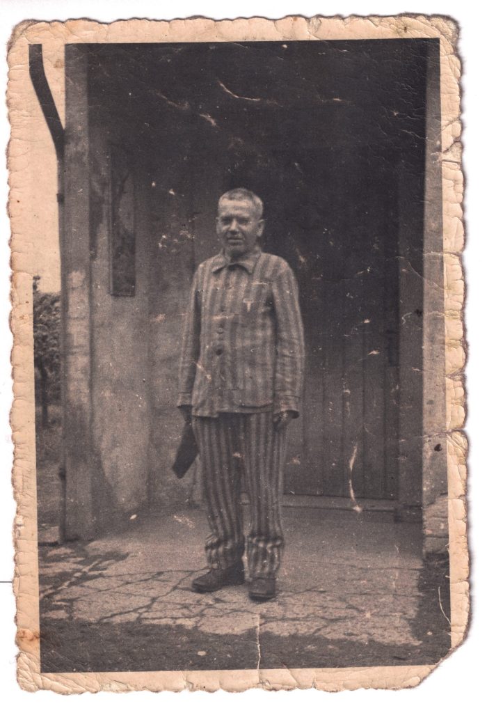 George Schroeder nach seiner Rückkehr nach Sarreguemines, Mai 1945.